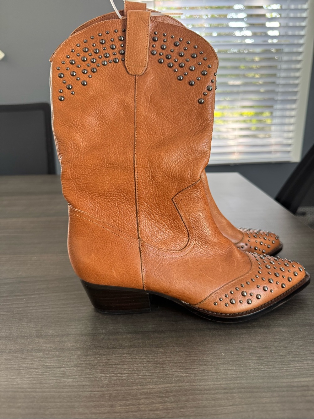 Botkier Tammy Western Cowgirl Glam Studded Leather Boot Color Nut Size 6.5